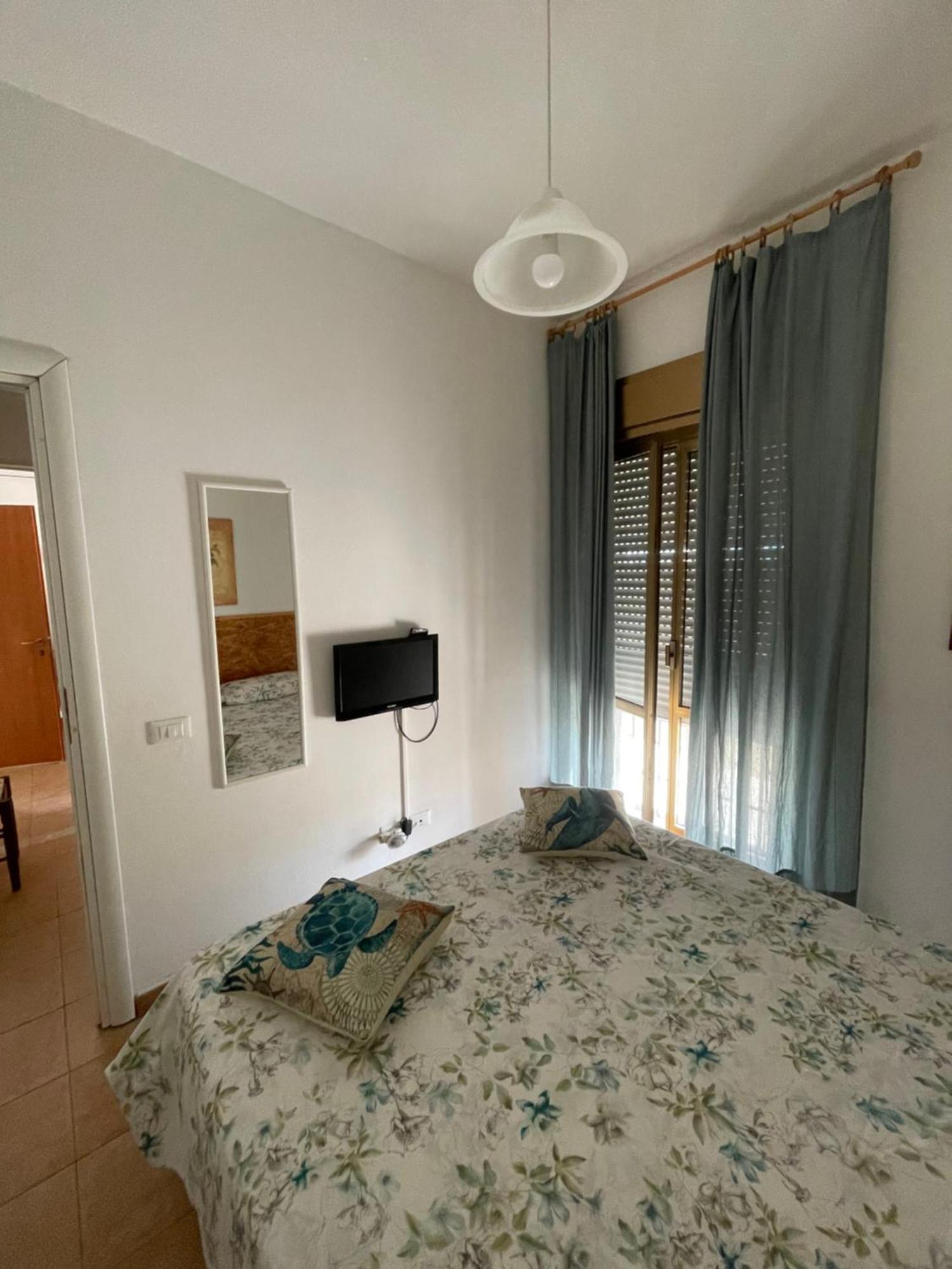 Paradiso Fronte Mare Agnone Bagni Exterior photo