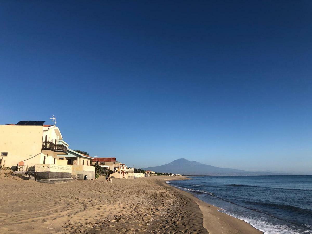 Paradiso Fronte Mare Agnone Bagni Exterior photo